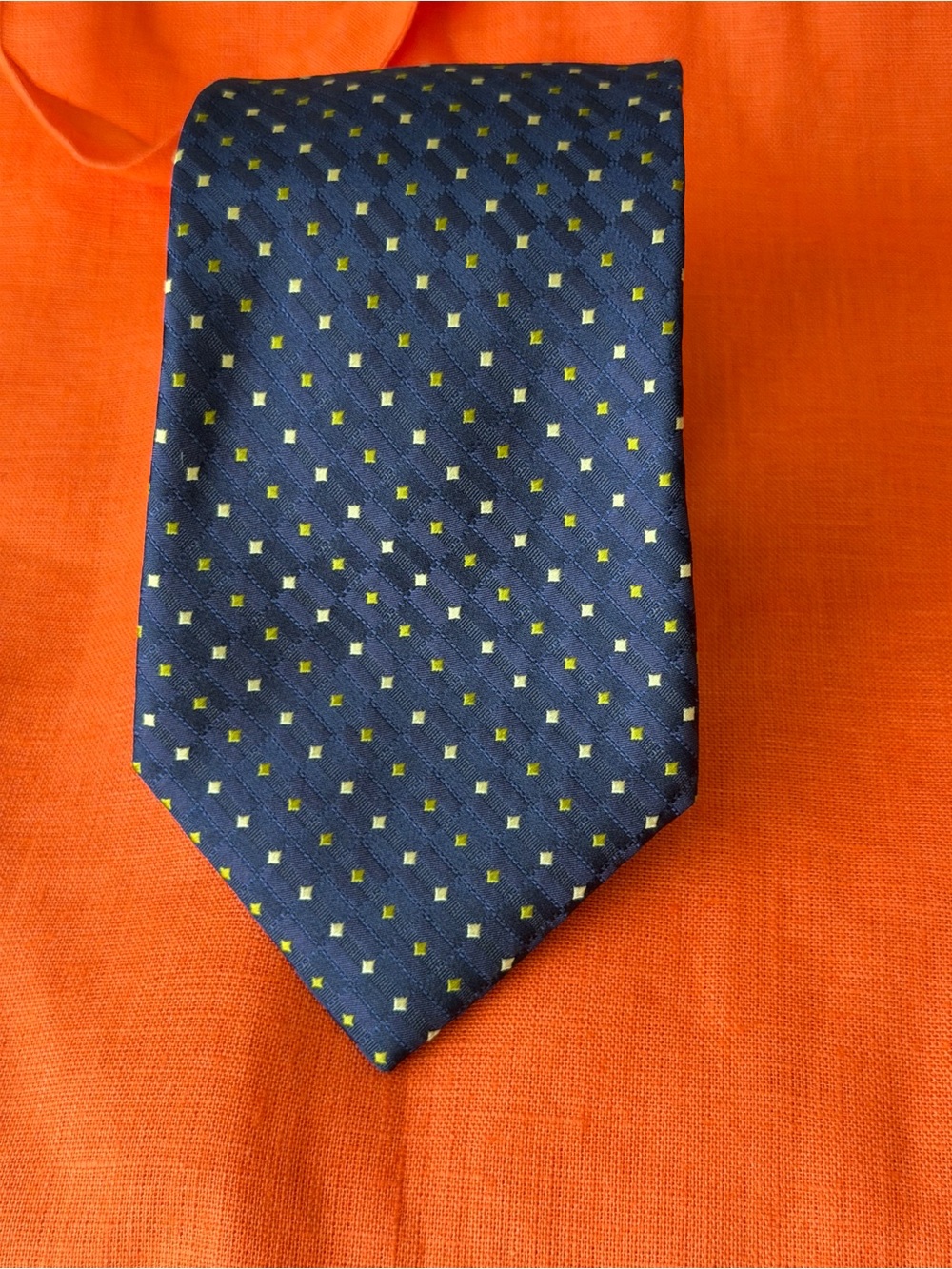 Classic Woven Navy Silk Tie with Subtle Green